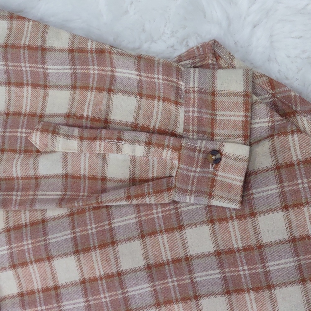 EDEN & OLIVIA LONG SLEEVE T-SHIRT. - Picture 5 of 17